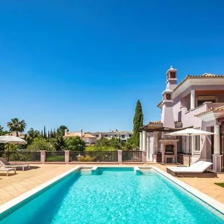 Sleeps 10 With Pool Air Con And Wifi *